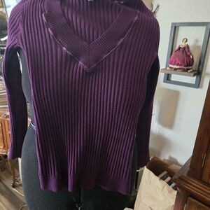 Grane Deep Purple V-Neck Sweater